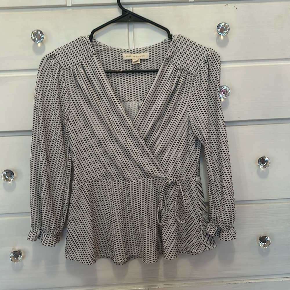 White Blouse with black hearts